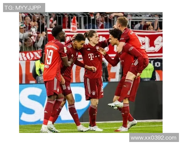 德甲焦点战拜仁与里昂握手言和乌龙球引发全场热议