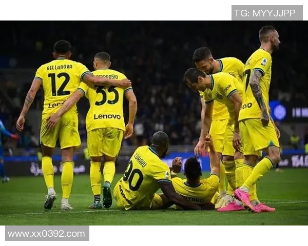 中超精彩对决曼联与国米战成平局乌龙球成比赛转折点分析