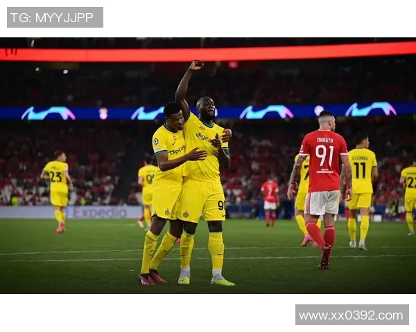 欧联杯精彩对决本菲卡狂胜国米乌龙球引发全场热潮