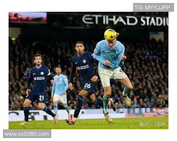 切尔西大胜曼城五球狂潮引发全场震动数据分析揭示比赛精彩瞬间