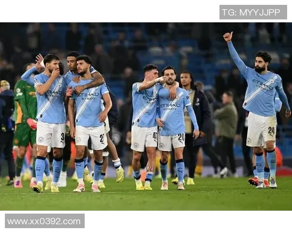 国米逆转曼城4-3乌龙球成比赛转折点引发全场狂欢